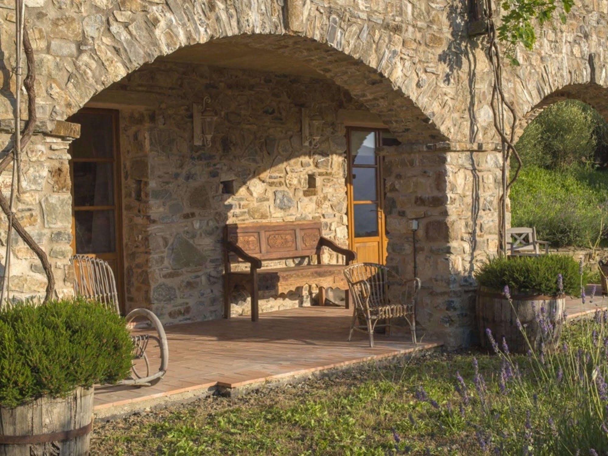 Hotel Podere Conti Filattiera Exterior photo