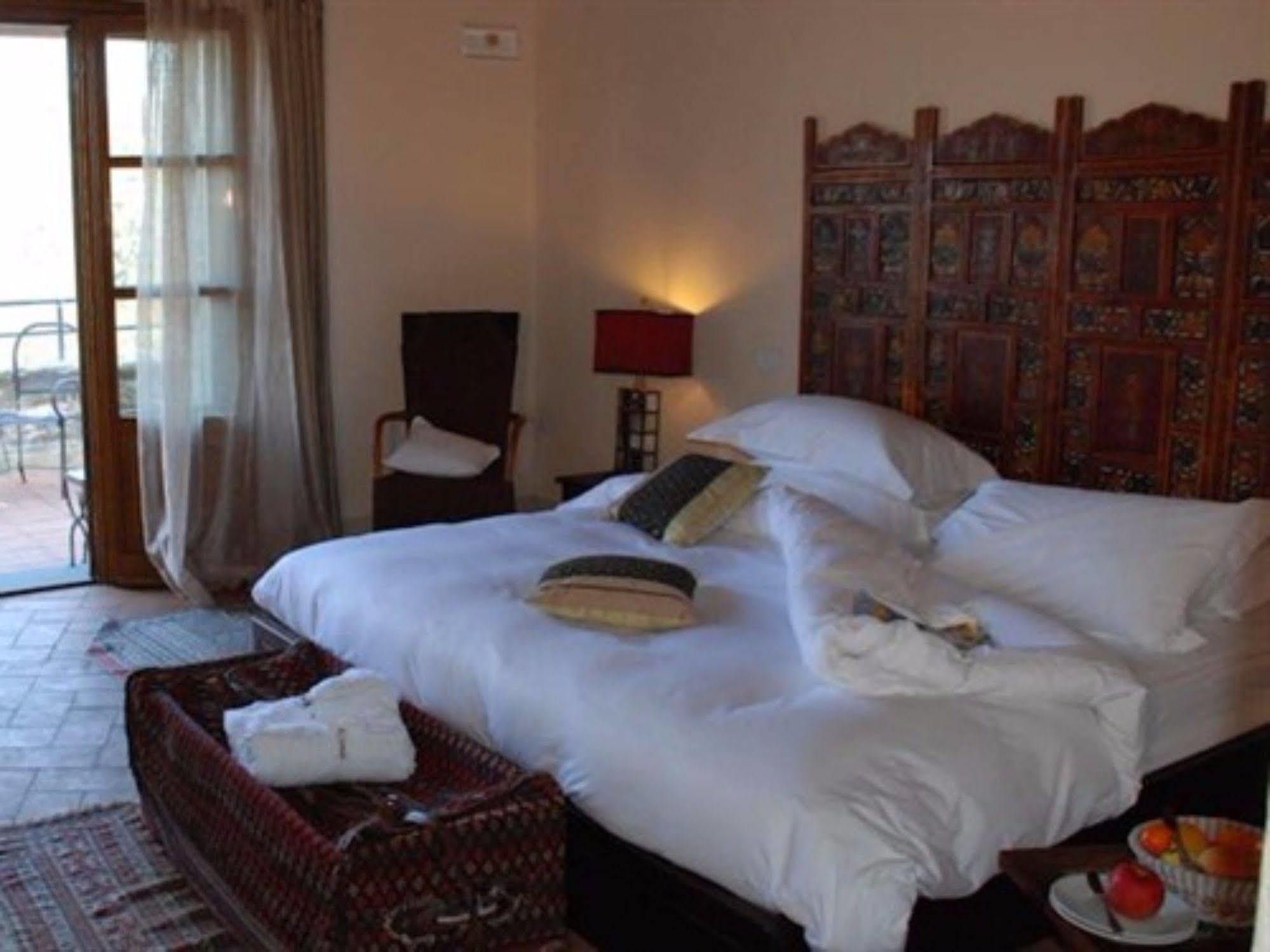 Hotel Podere Conti Filattiera Exterior photo